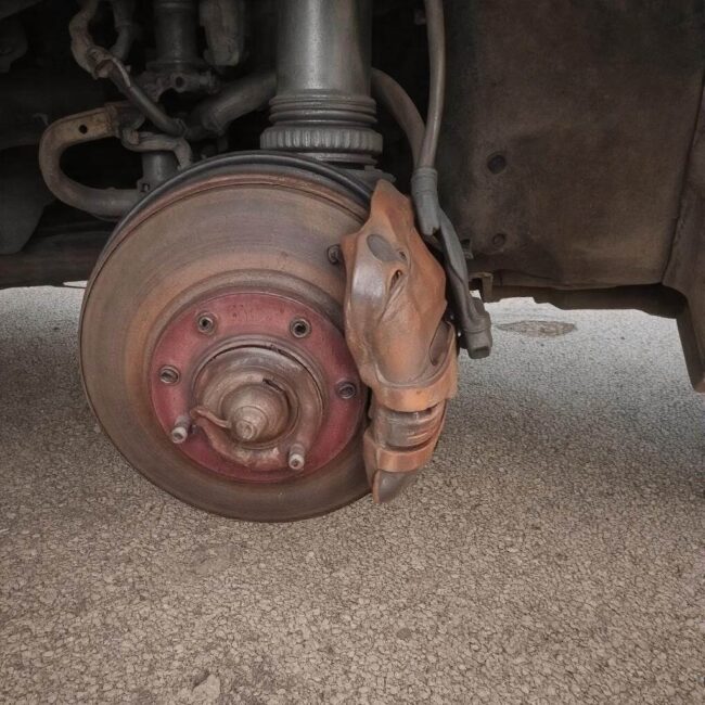 Nieszczelność układu hamulcowego